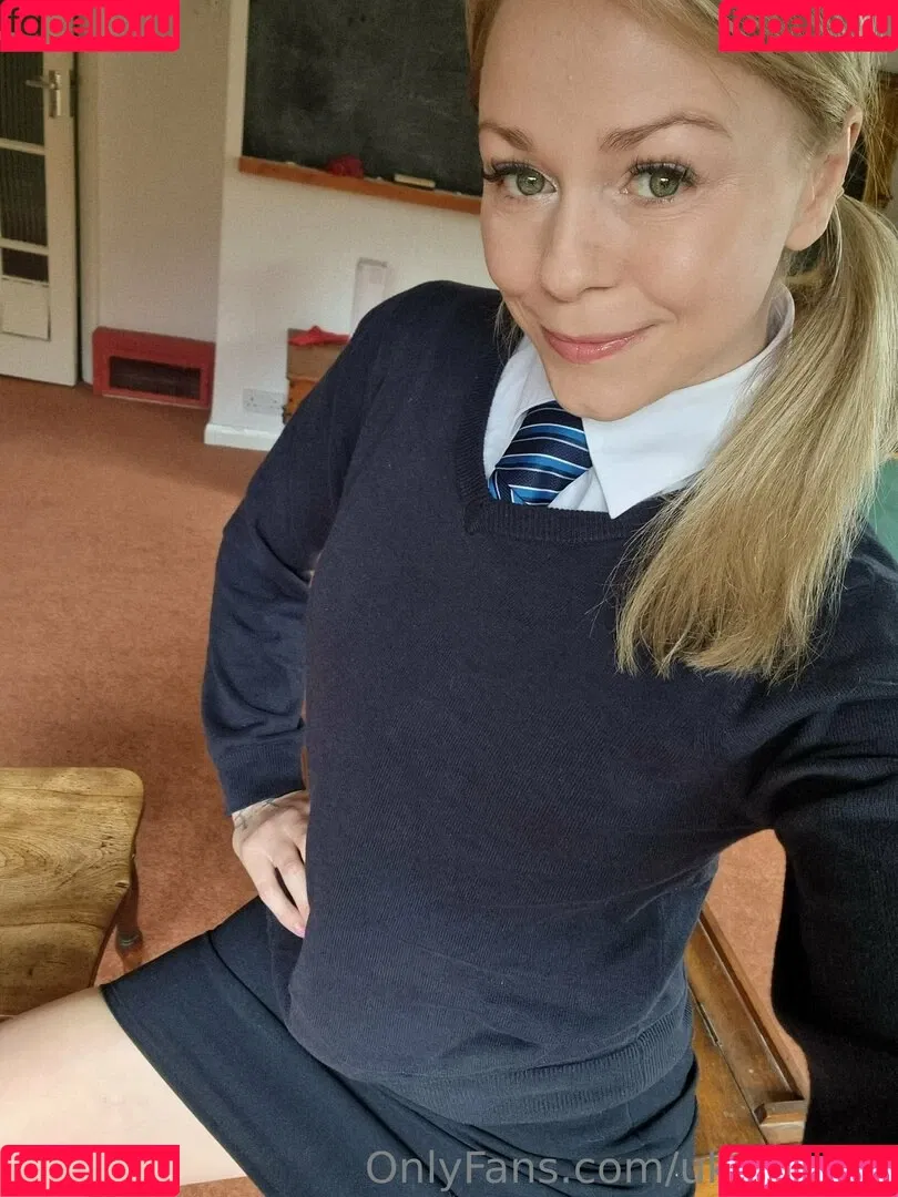 ukcutegirl Onlyfans Photo Gallery 