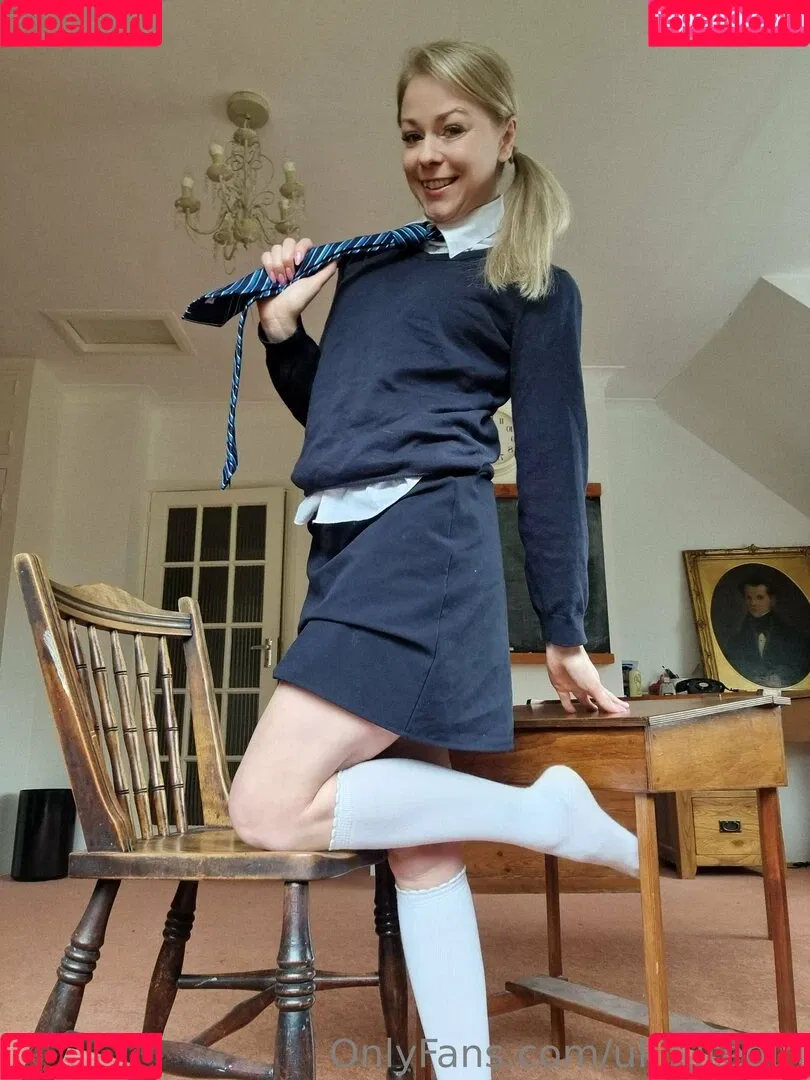 ukcutegirl Onlyfans Photo Gallery 