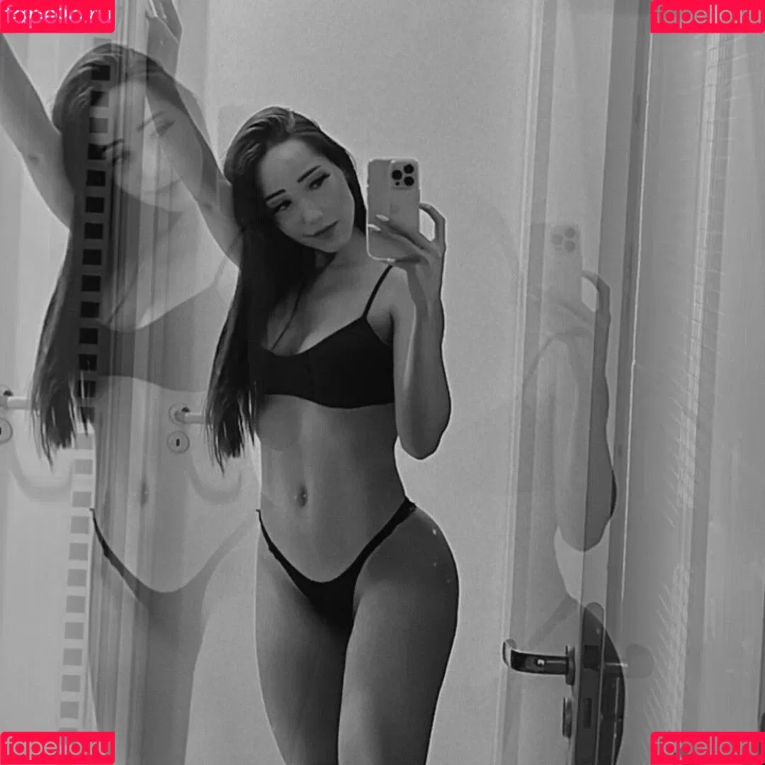 MaimyNyan Onlyfans Photo Gallery 
