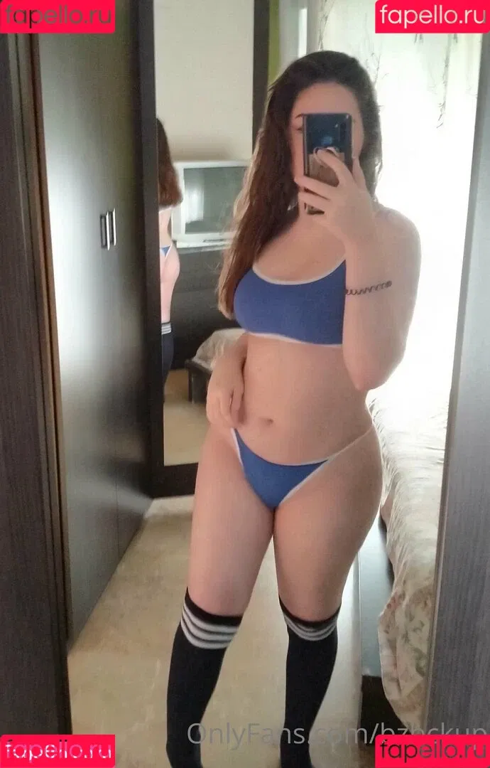 bzbckup Onlyfans Photo Gallery 