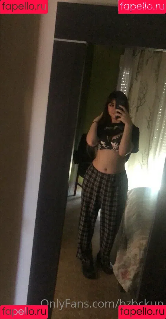 bzbckup Onlyfans Photo Gallery 