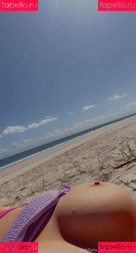 Hayley Aurisch Onlyfans Photo Gallery 