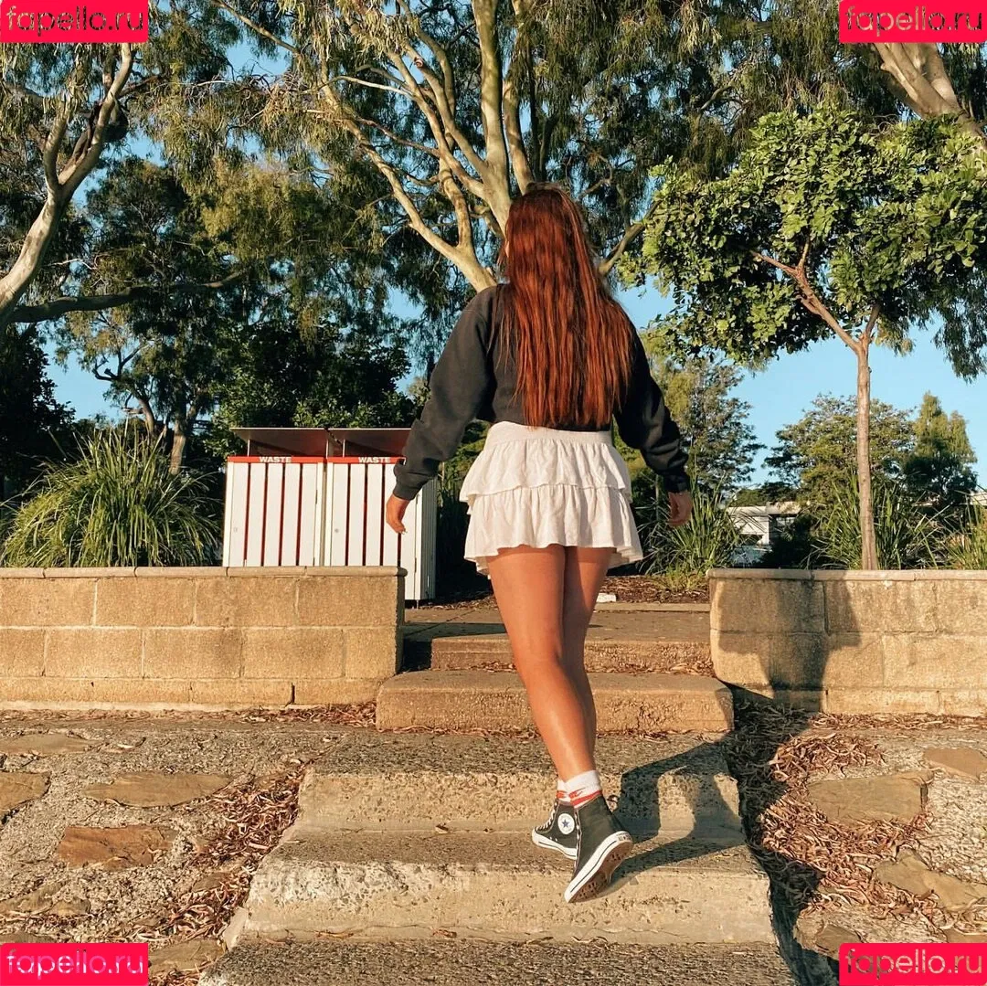 Hayley Aurisch Onlyfans Photo Gallery 