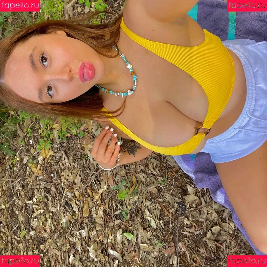 Hayley Aurisch Onlyfans Photo Gallery 