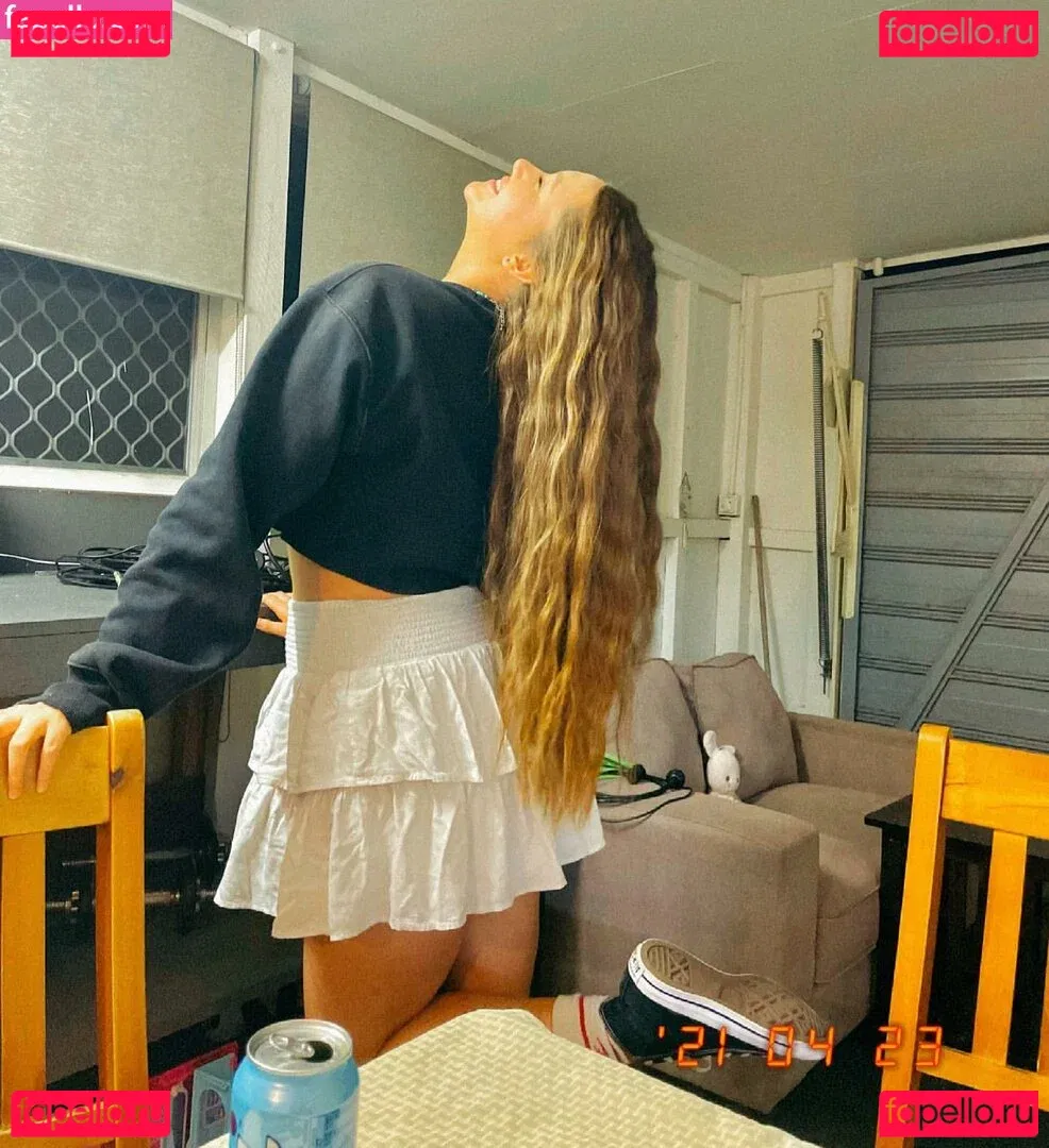 Hayley Aurisch Onlyfans Photo Gallery 