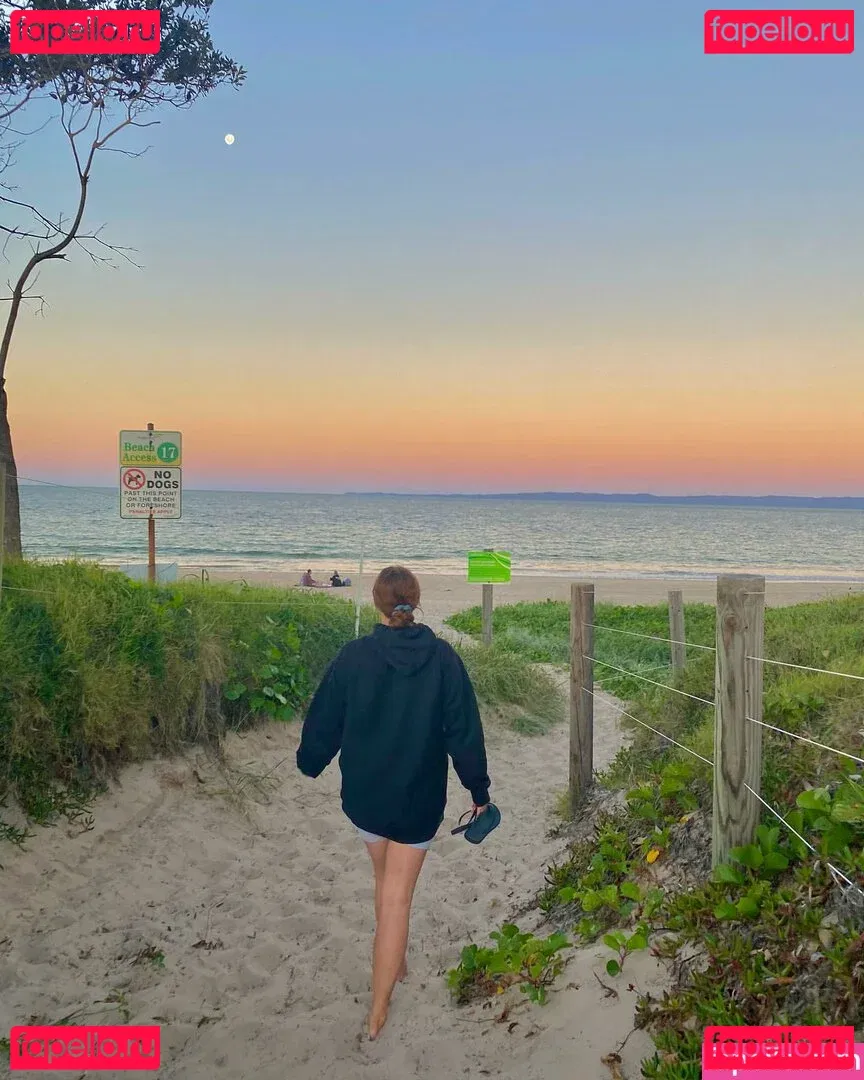 Hayley Aurisch Onlyfans Photo Gallery 