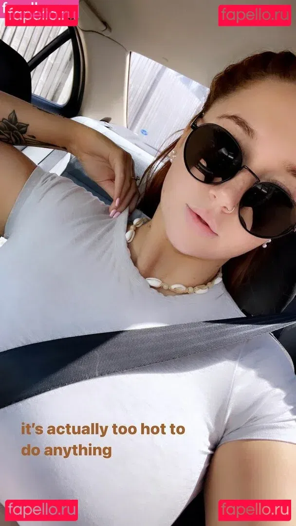 Hayley Aurisch Onlyfans Photo Gallery 