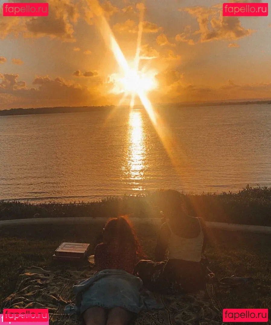 Hayley Aurisch Onlyfans Photo Gallery 