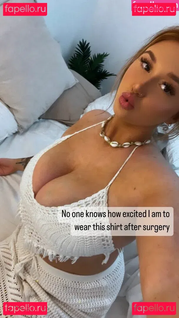 Hayley Aurisch Onlyfans Photo Gallery 