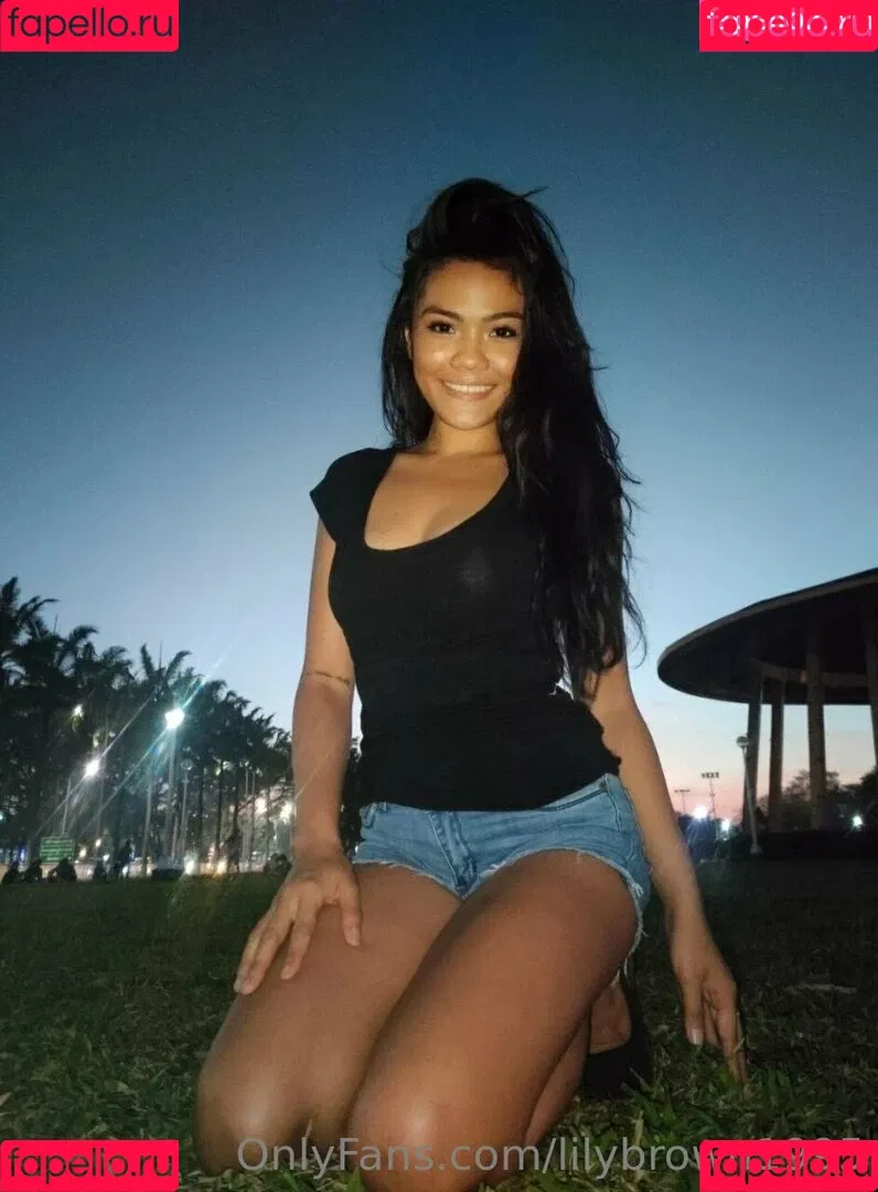 lilybrown1995 Onlyfans Photo Gallery 