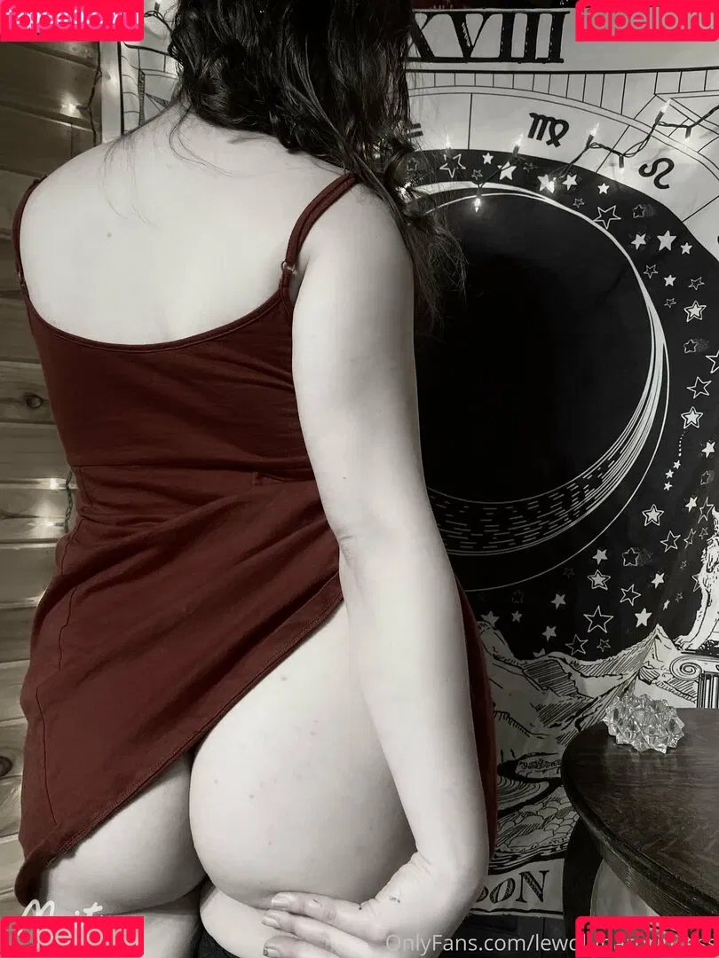 lewdlunarprincess Onlyfans Photo Gallery 