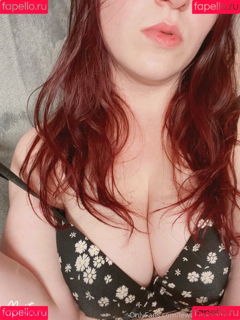 lewdlunarprincess Onlyfans Photo Gallery 
