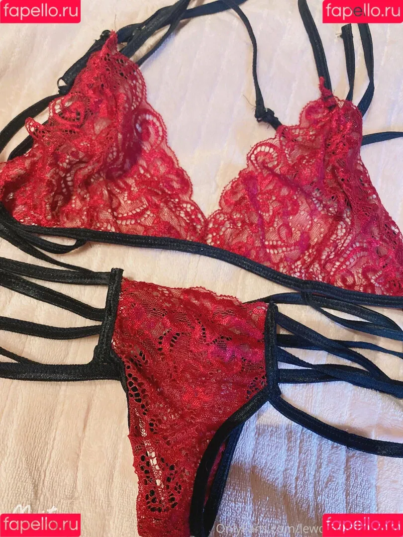 lewdlunarprincess Onlyfans Photo Gallery 