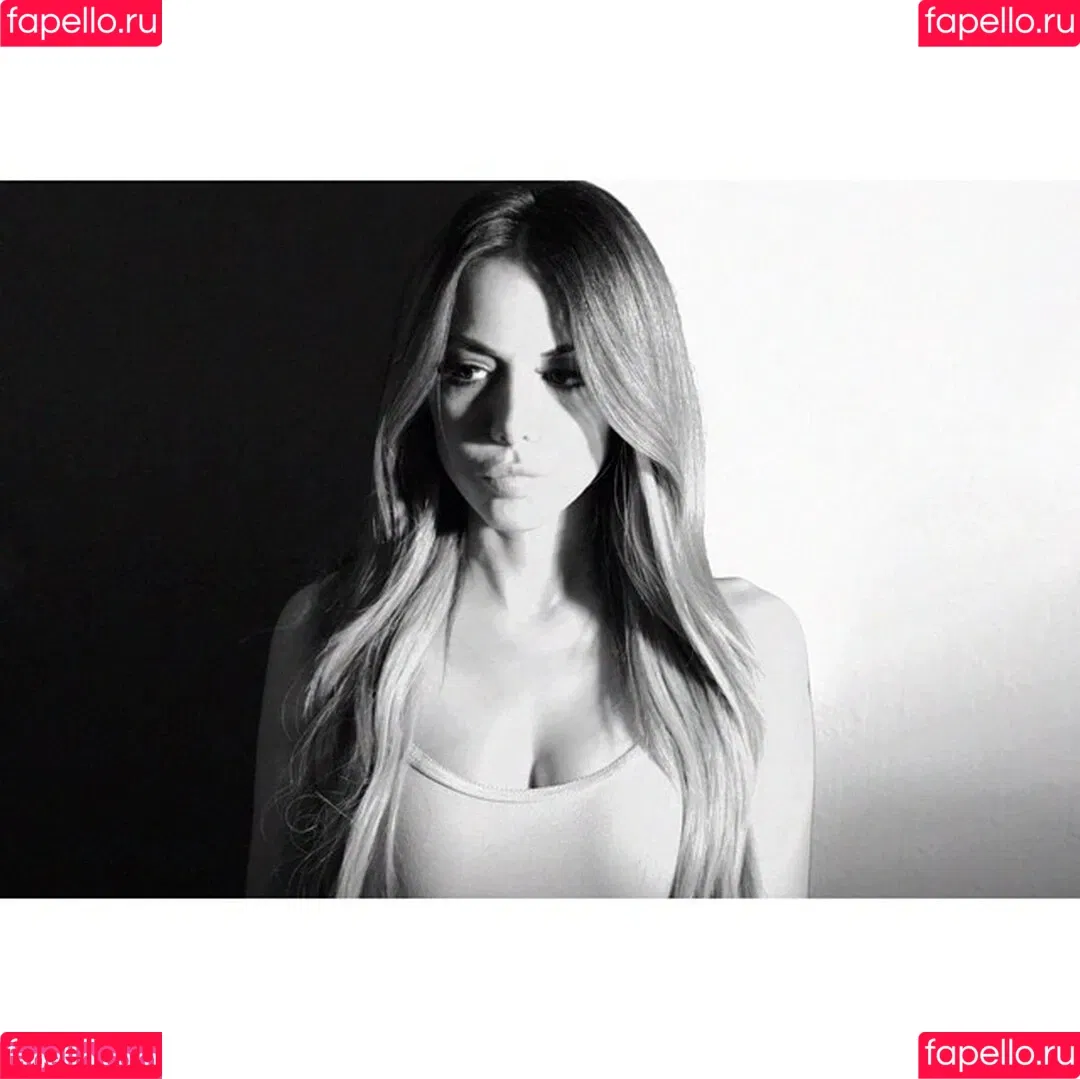 Jimena Sanchez Onlyfans Photo Gallery 