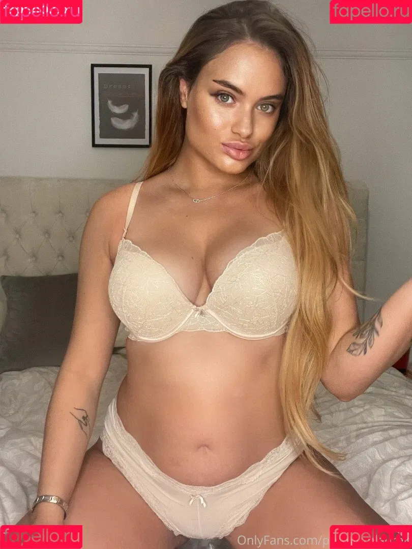 Your Brat Onlyfans Photo Gallery 