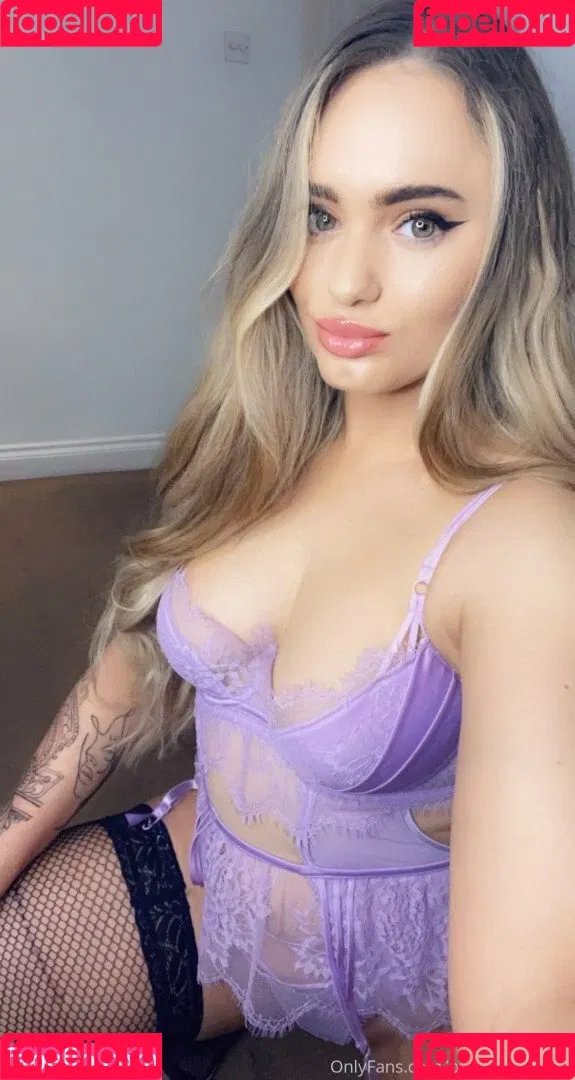 Your Brat Onlyfans Photo Gallery 