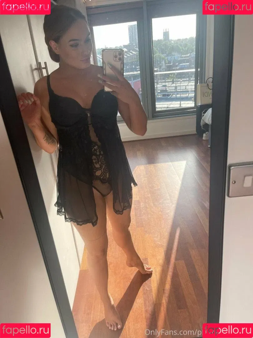 Your Brat Onlyfans Photo Gallery 
