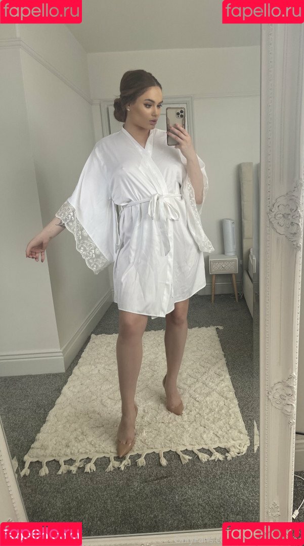 Your Brat Onlyfans Photo Gallery 