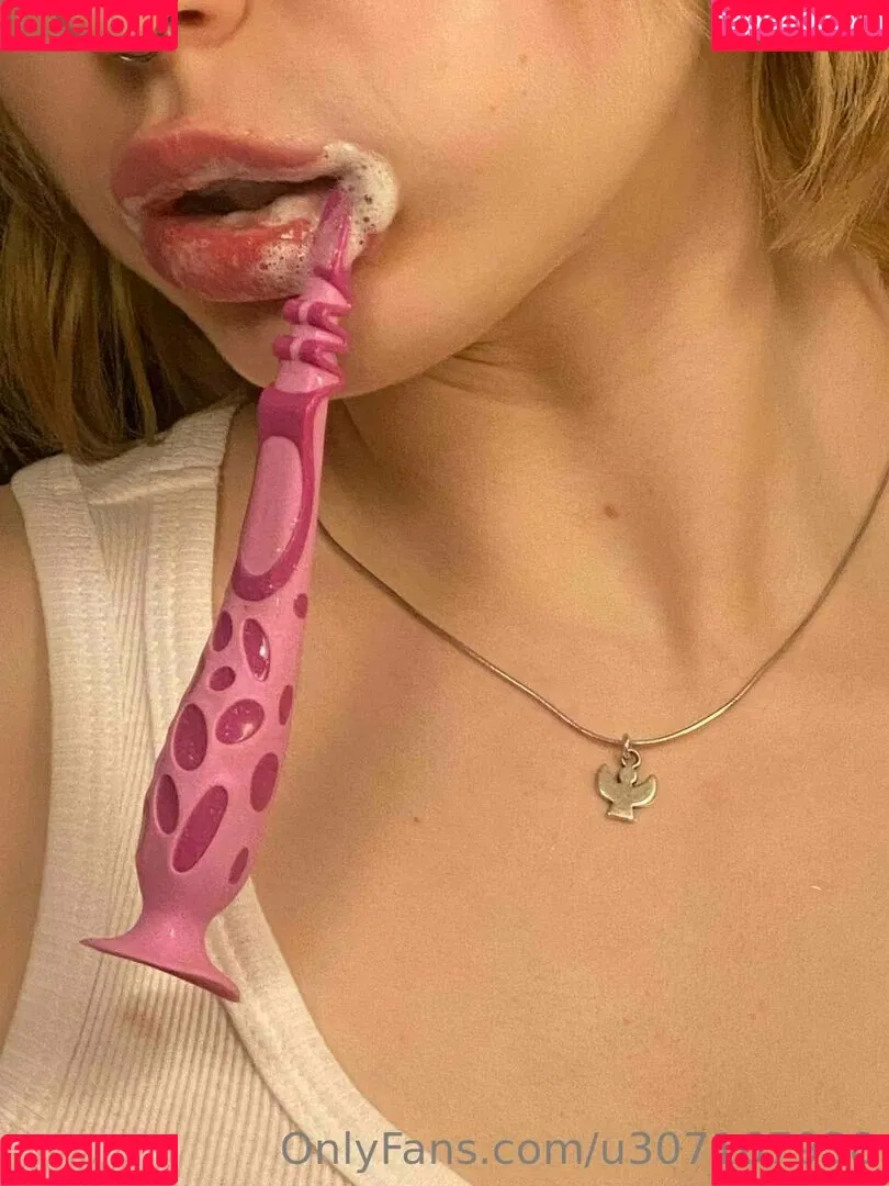 kira_kitsune Onlyfans Photo Gallery 