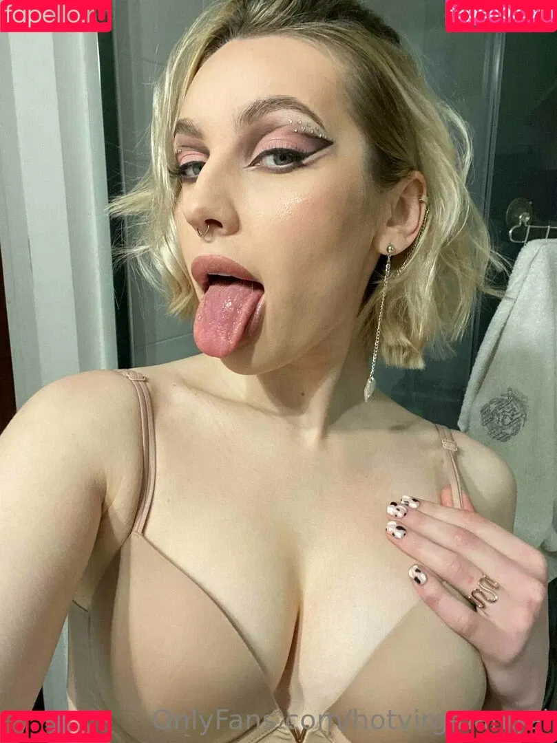 kira_kitsune Onlyfans Photo Gallery 