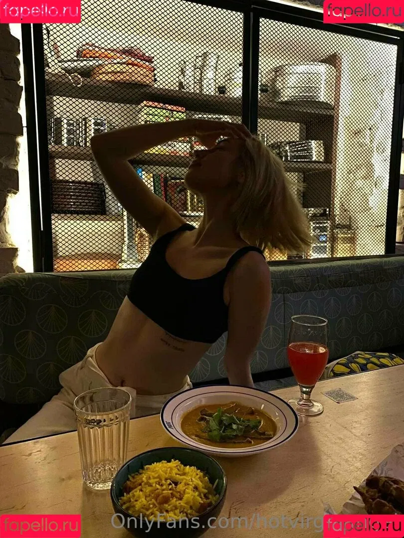 kira_kitsune Onlyfans Photo Gallery 