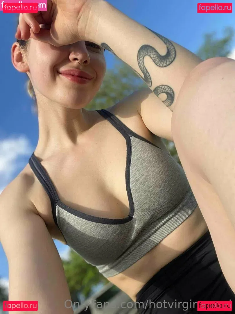 kira_kitsune Onlyfans Photo Gallery 