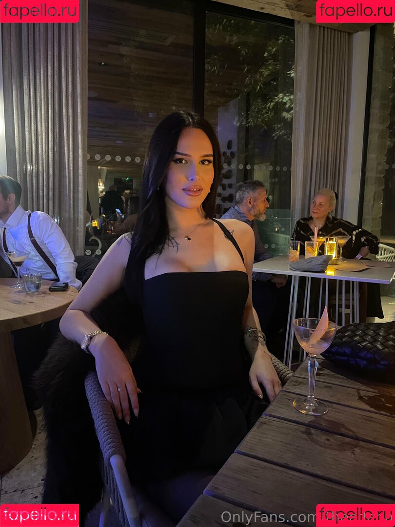 Theedenn Onlyfans Photo Gallery 