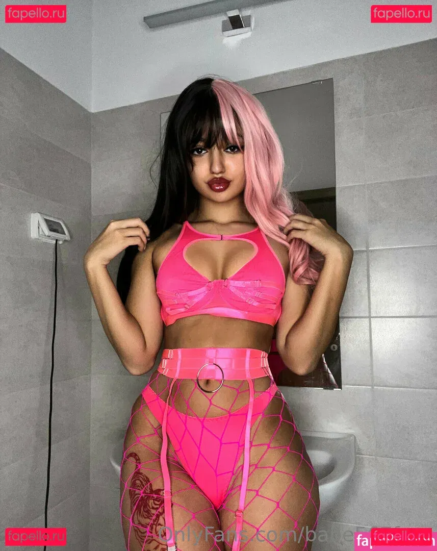 babe567free Onlyfans Photo Gallery 