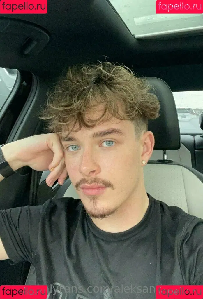 aleksandrramm Onlyfans Photo Gallery 