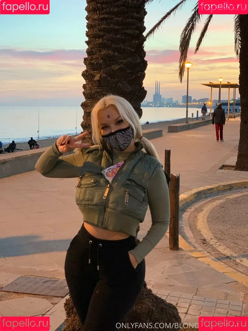 blondiefesserfree Onlyfans Photo Gallery 