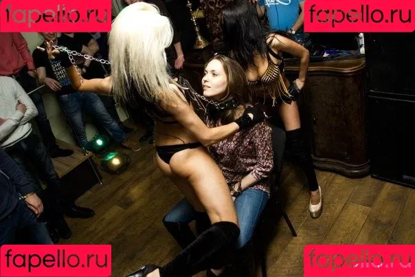 Gogo Stripper Onlyfans Photo Gallery 