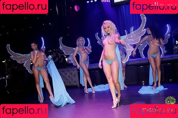 Gogo Stripper Onlyfans Photo Gallery 
