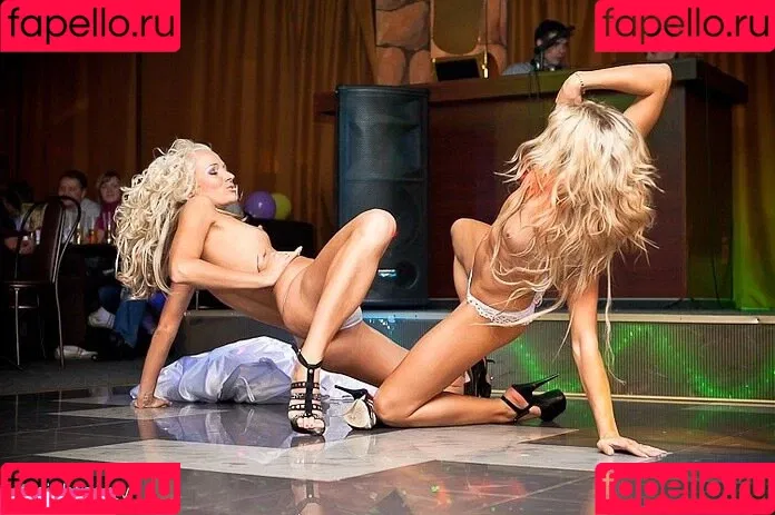 Gogo Stripper Onlyfans Photo Gallery 