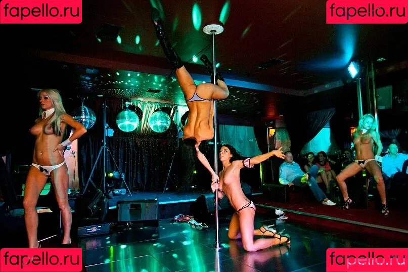Gogo Stripper Onlyfans Photo Gallery 