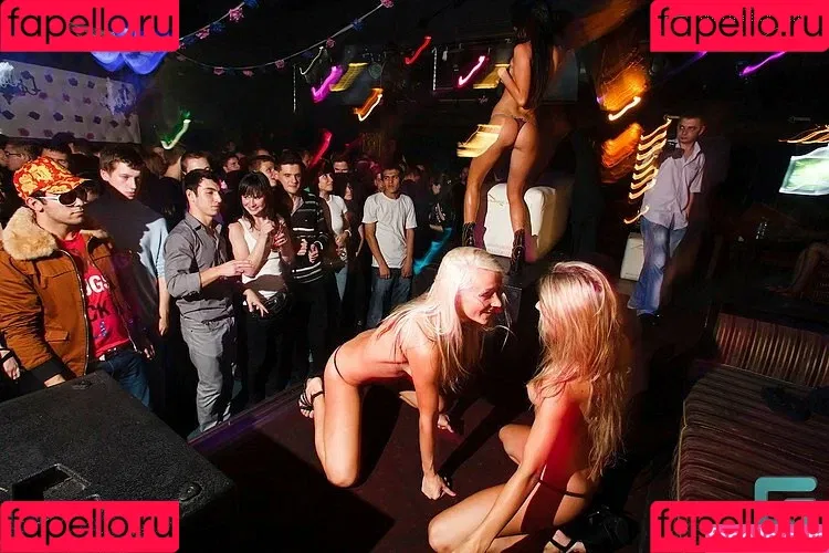 Gogo Stripper Onlyfans Photo Gallery 