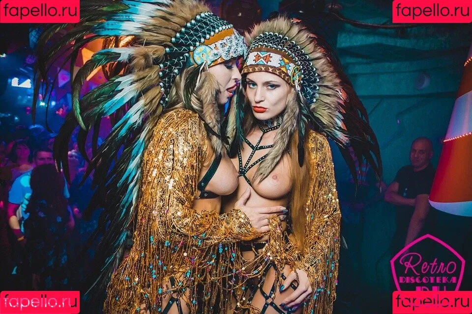 Gogo Stripper Onlyfans Photo Gallery 
