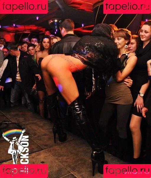 Gogo Stripper Onlyfans Photo Gallery 