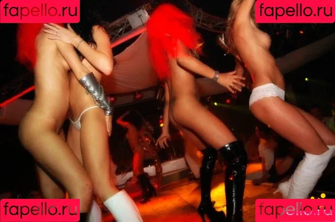 Gogo Stripper Onlyfans Photo Gallery 