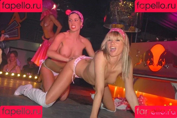 Gogo Stripper Onlyfans Photo Gallery 