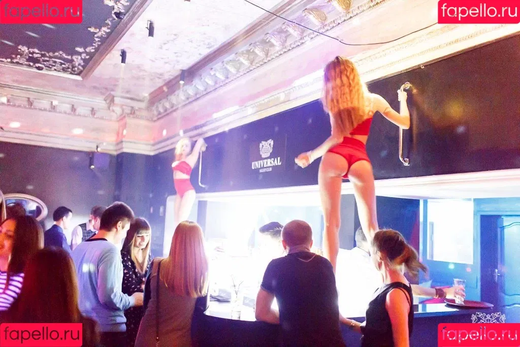 Gogo Stripper Onlyfans Photo Gallery 
