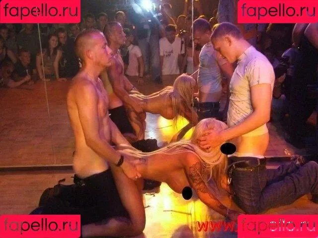 Gogo Stripper Onlyfans Photo Gallery 