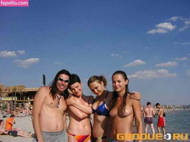 Gogo Stripper Onlyfans Photo Gallery 