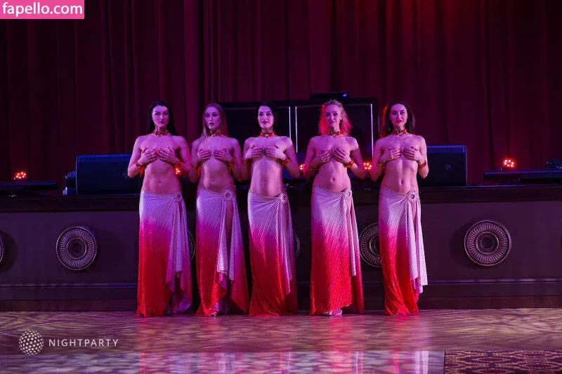 Gogo Stripper Onlyfans Photo Gallery 