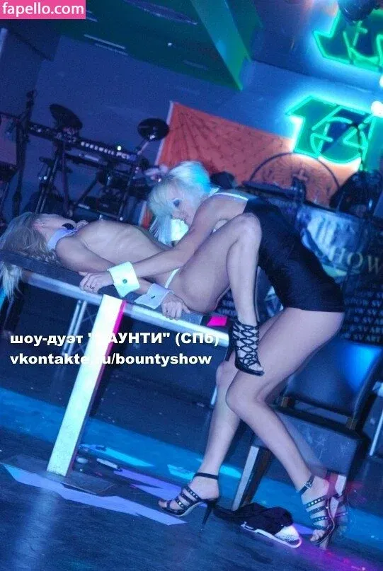 Gogo Stripper Onlyfans Photo Gallery 