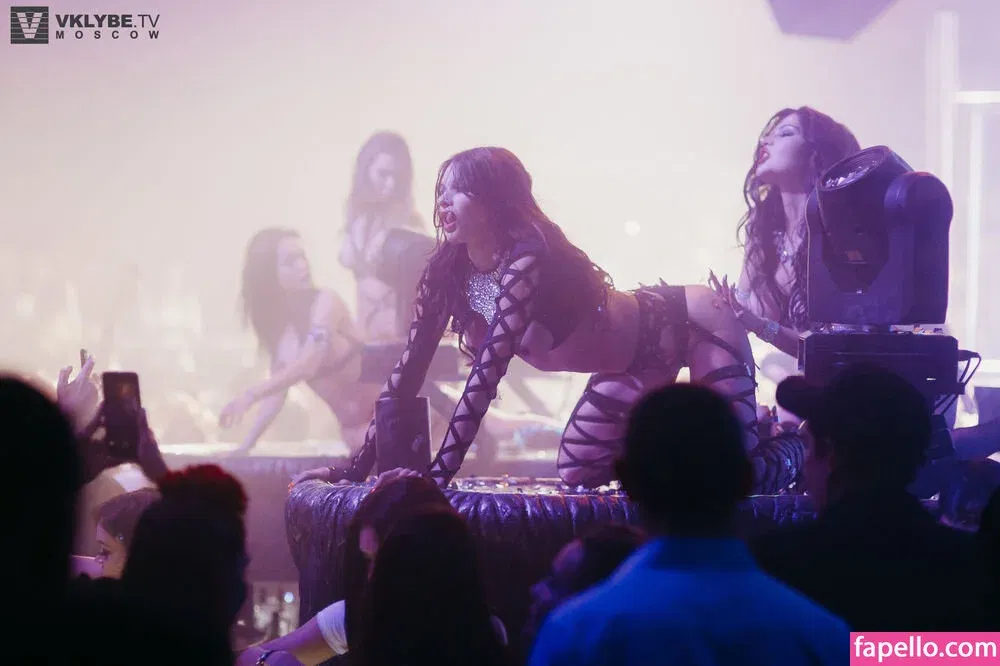 Gogo Stripper Onlyfans Photo Gallery 