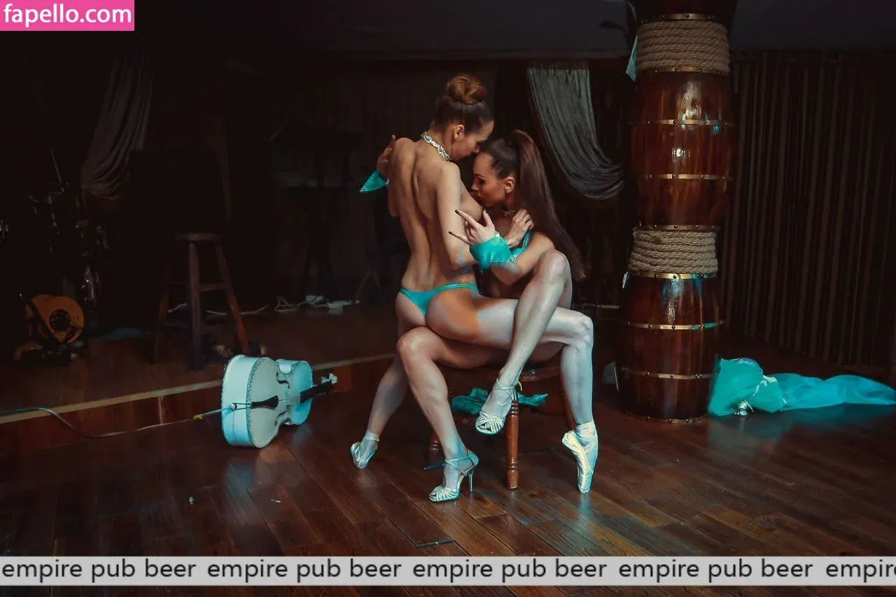 Gogo Stripper Onlyfans Photo Gallery 