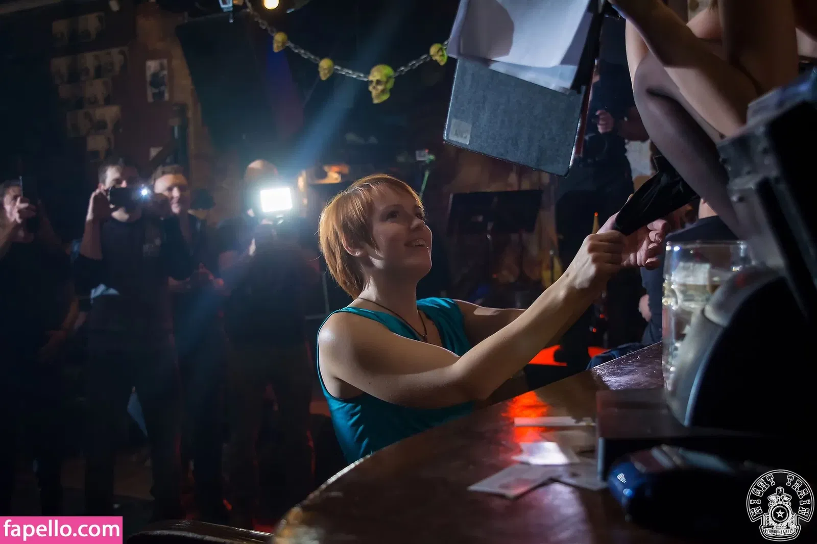 Gogo Stripper Onlyfans Photo Gallery 