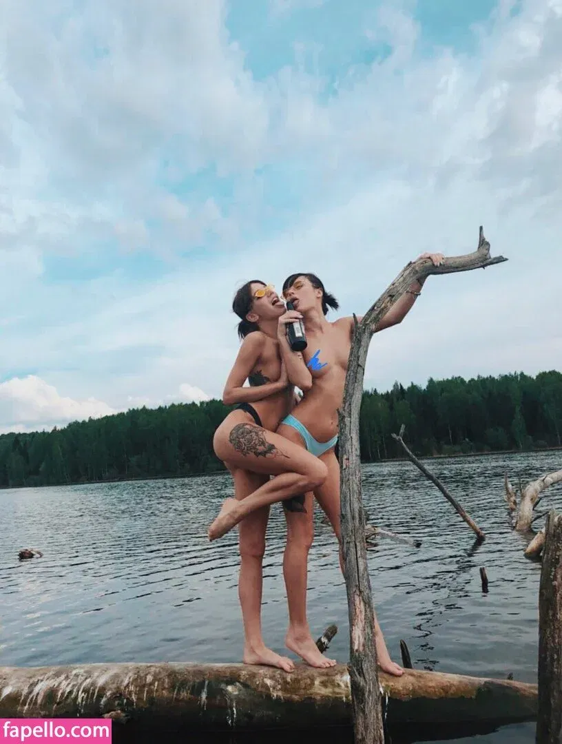 Gogo Stripper Onlyfans Photo Gallery 