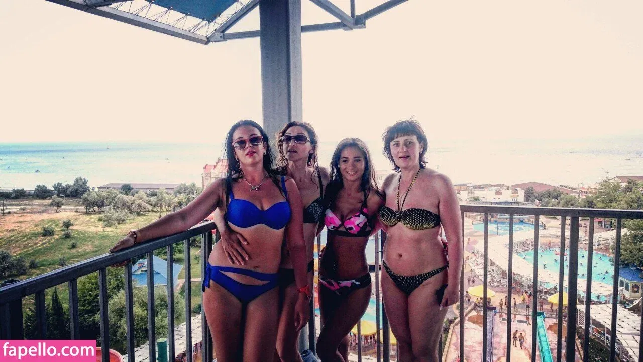 Gogo Stripper Onlyfans Photo Gallery 