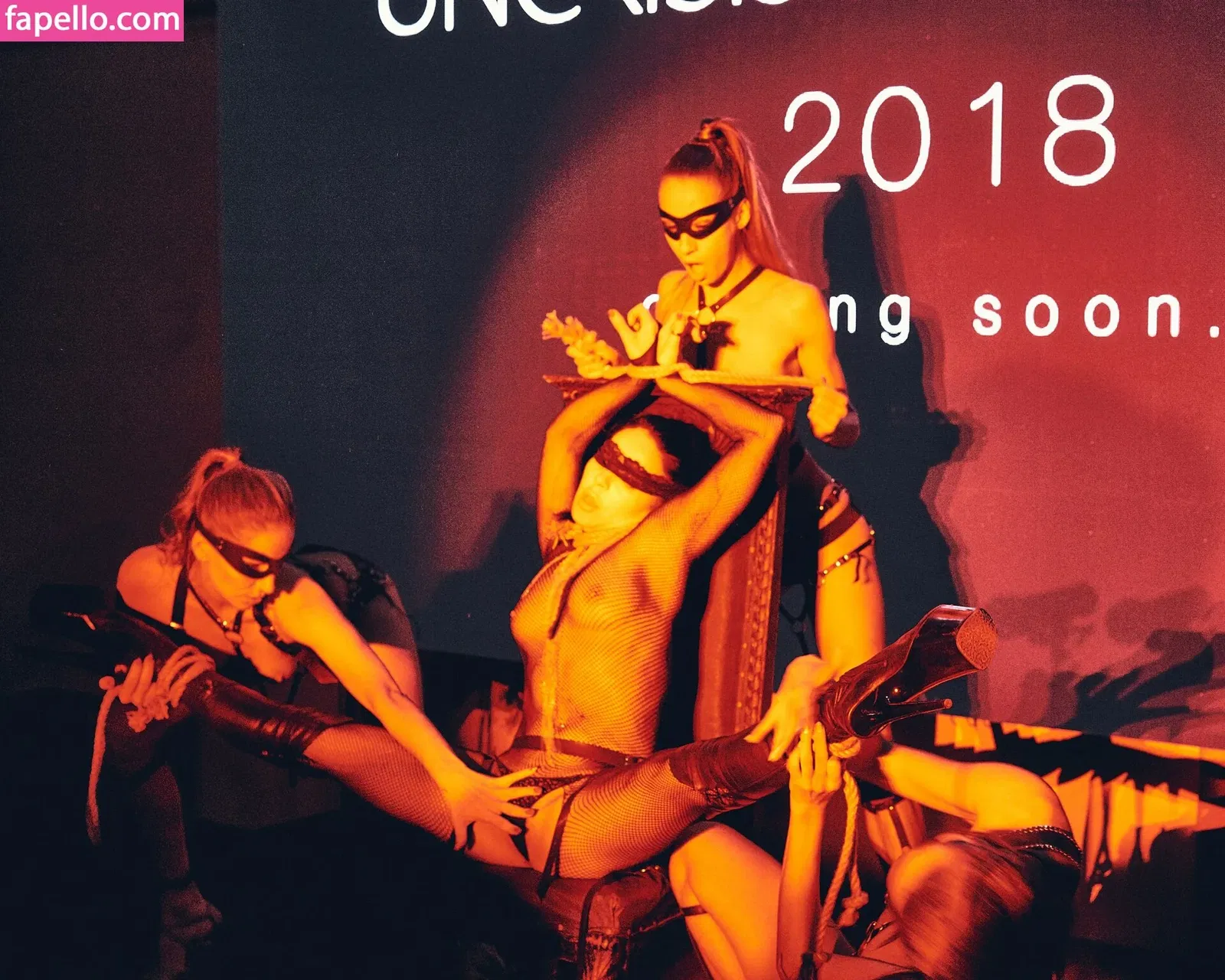 Gogo Stripper Onlyfans Photo Gallery 